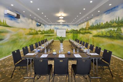 Meeting Rooms