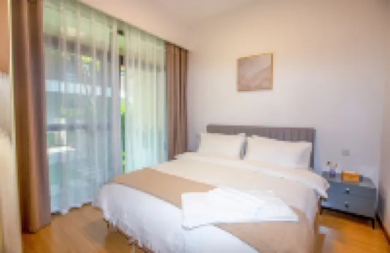 Fuxian Lake Banshan Qingpu Homestay (Starry Town)