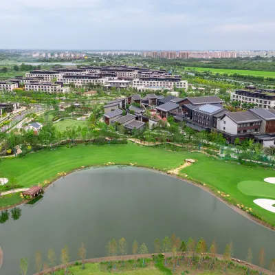 Shanghai Chongming Xinlan Tiandi Cuiling Hotel Hotels near Donghu Lake Tourist Area