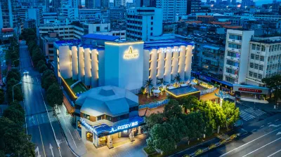 Mehood Hotel (Kunming Huochezhan Beijing Road Beiguangchang) Hotell i 