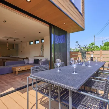 GT-Maines Hotels & Suites - Housity