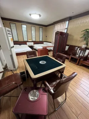 Dongtai Hengdeli Business Hotel