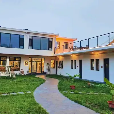 Yishan Yitian Homestay Hotels near Huangyaguan Great Wall Scenic Area - Jibeixiongguan
