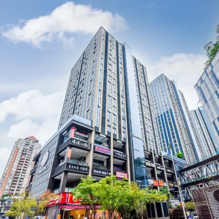 Yuanxuan Hotel (Daping Longhu Times Tianjie Branch) Отели рядом с достопримечательностью «Станция метро Daping»