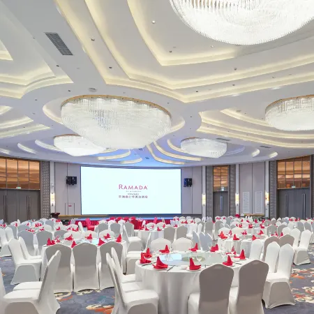 Pinghu Dingren Ramada Hotel