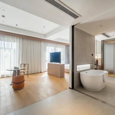 Yunhe Yebo Hotel (Shaoxing LuXun Guli Ying'en men )