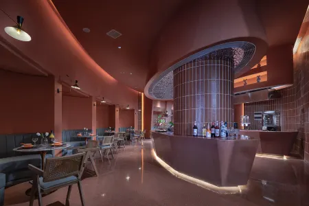 FUNGEE S Hotel, Wuyi Square, Furong Square Station, Changsha Отели рядом с достопримечательностью «Hunan Network Engineering Vocational College»