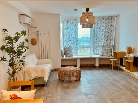 Vivi's childhood hotel