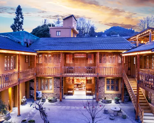 Anlong Jiuzhan Inn Hotels in Anlong County