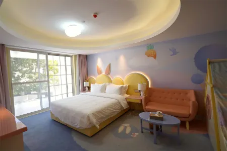 Guanhai Tingtao Parent-Child Hotel