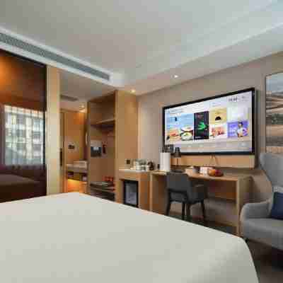 โรงแรมเอทัวร์ ถนนซิงไห่ เซ็นทรัลพลาซ่า ซีหนิง Rooms