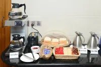 Hotel Bond - breakfast