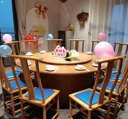 Kunpeng Yuntian Guesthouse Отели рядом с достопримечательностью «All Love Park Ocean Kingdom»