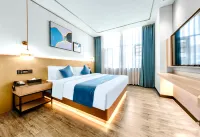 Huayuan Li Hotel (Xuchang Furong Lake Yingcai Garden) - balcone
