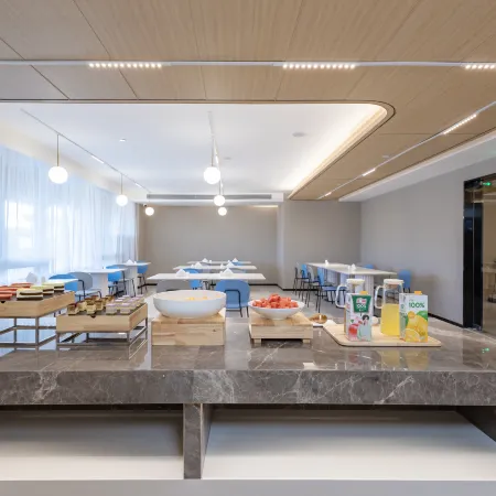 Home Inn Neo (Confucius Avenue Branch of Qufu High Speed Rail East Station)