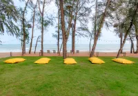 Emmarin Villa Hotels in Thap Sakae