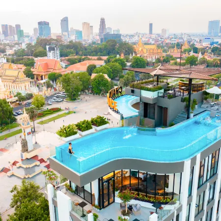 Chaiya Palace Hotel