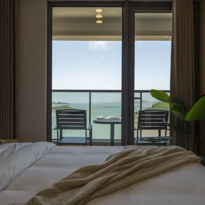 Lanxu·Sunset Seaview Vacation Bed and Breakfast (Zhujiajian Poly Zizaihai Branch) โรงแรมใกล้อุทยานแห่งชาติต้าชิงซาน