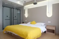 Shiping Longhe Ershe Homestay - balcón