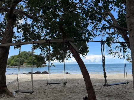 Prince Island Hotel Отели в г. Ко-Та-Киев