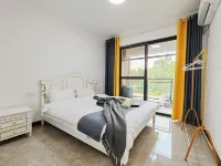 Zhongjin Haibay No.1 Boutique Homestay (Yuantian Road) - balcony