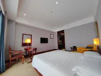 Ying Kou Hua Tian Hotel