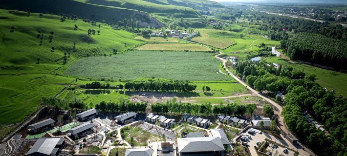 Trip.com Group Country Retreats (Nalati River Valley Grassland) Hotels in Xinyuan