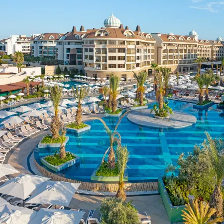 Kirman Belazur Resort & Spa