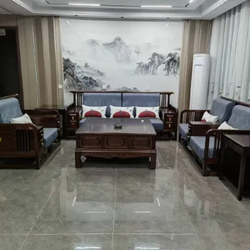 Weixian Friendship Hotel