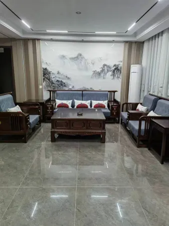 Weixian Friendship Hotel