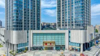 Esberg Yan Xuan (Haining Yintai City Store) Hotel dekat Hall of Heavenly Kings (Xiaxi Road)