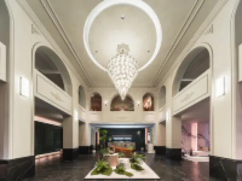 Shanghai People's Square Nanjing East Road Pedestrian Street Treasury Hotel Hotels in Shanghai