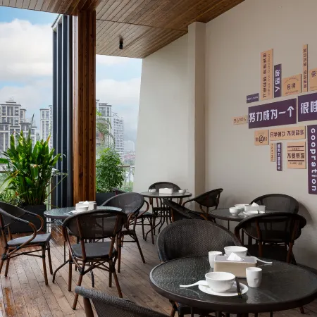 Jiangpan No.1 Starry 180° Ultra-Front Riverside View Luxury Resort Homestay (Libo Ancient Town)