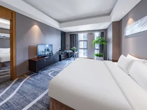 C Plaza Hotel