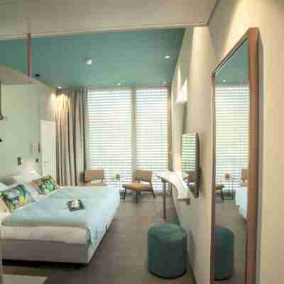 Hôtel-Restaurant Port-Conty Rooms