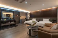 Jiufu Hotel (Jianshui Zitao Street Branch)