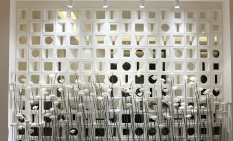 Elegant Stay Hotel (Jingde Town Luojia Airport)