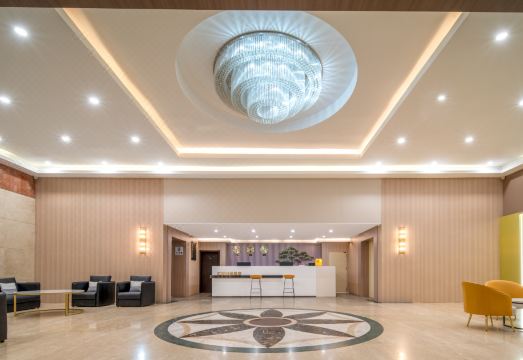 야지 호텔 로비