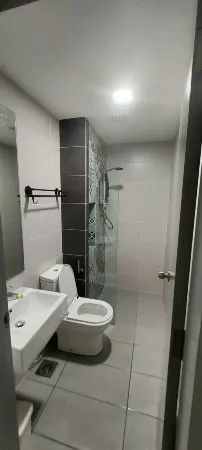 Shahdila @ Alinea Отели рядом с достопримечательностью «UOA Business Park Property Gallery»