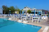 Mavi Restaurant & Apartments 3
