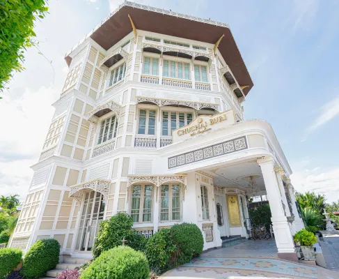 ชูชัยบุรี ศรีอัมพวา - ที่มีสระว่ายน้ำ