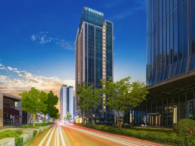 Vienna International Hotel (Chengdu Tianfu New Area Xibocheng Branch) โรงแรมใกล้เมืองนิทรรศการนานาชาติตะวันตกของจีน