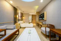 Taihe Kaida Business Hotel (Taihe People's Hospital) فنادق في تاي خه