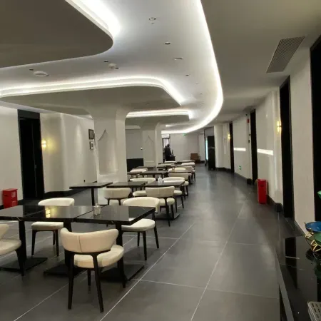 New Good Hotel