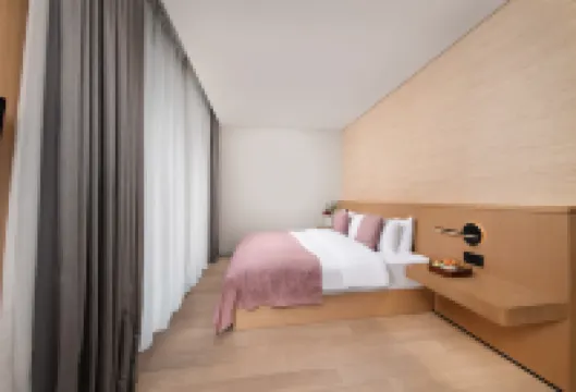 Blossom House Changxing