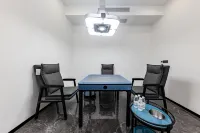 Mangshi Mango Fragrance & Beauty Homestay Hotel - parking