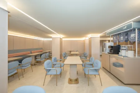 Hanting Hotel (Guangchang County Branch, Fuzhou) Отели рядом с достопримечательностью «Lianhua Square»