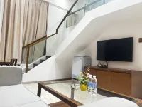Cuiya Homestay (Nanning Fengling Subway Station)