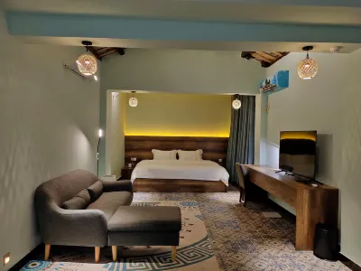 Diaomin Tribe Boutique Hostel (Kaiping Tangkou) Hotels near Kaiping Diaolou Cultural Tourism Area Zili Village Scenic Area (Exit)