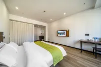 Zhenjiang Meiyou Hotel (High Speed Railway South Station) Hotels in Dantu District